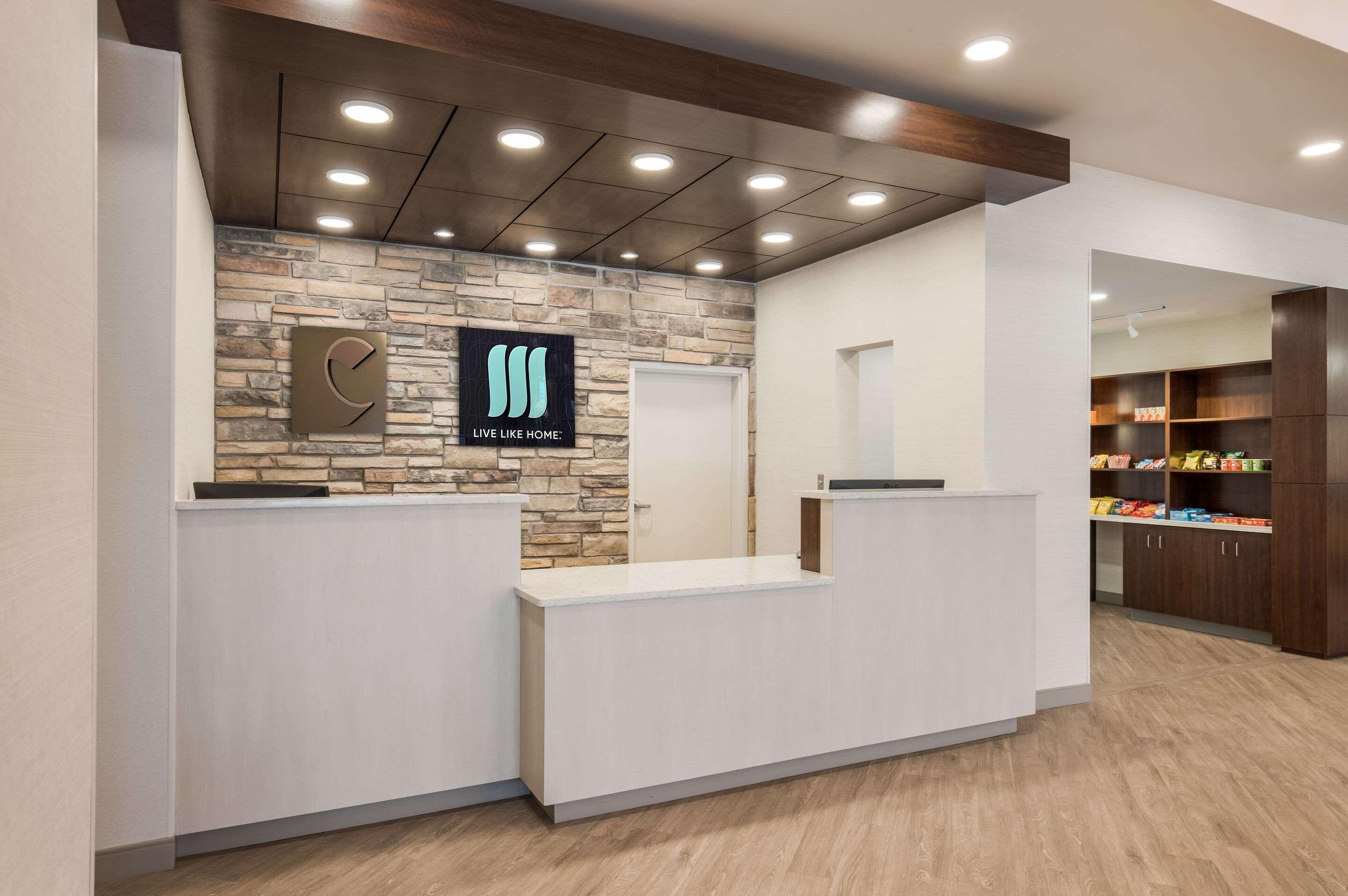 Comfort Inn & Suites Гейлорд Экстерьер фото