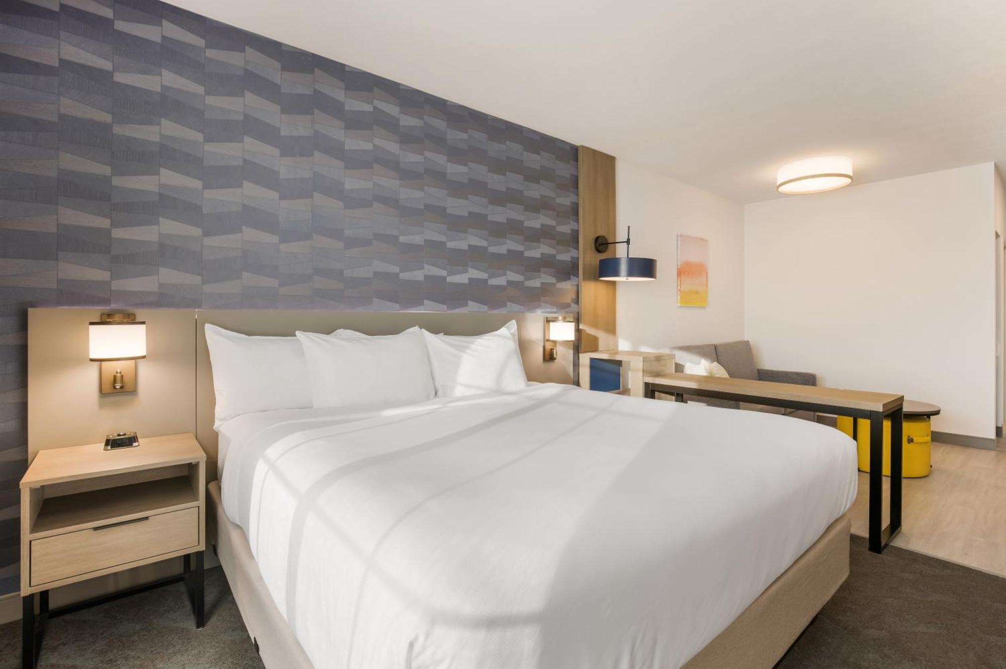 Comfort Inn & Suites Гейлорд Экстерьер фото